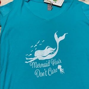 Blue Mermaid Hair Don’t Care T-shirt size small